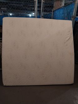 Queen size mattress plush