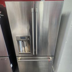 Black Friday Sale CAFE 36 Inch French Door Refrigerator Counter Depth 22.1 Cu Ft  CYE22TP2MS1