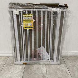 Extra Wide Pet Gate / Safety Gate - Fits Openings 29” - 55”