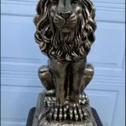 3 foot tall lion statue