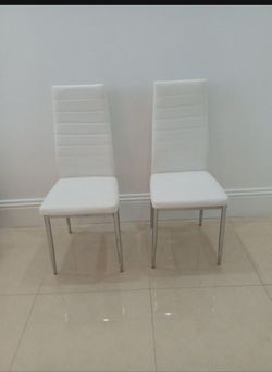 Brand New White Kitchen Table Chairs