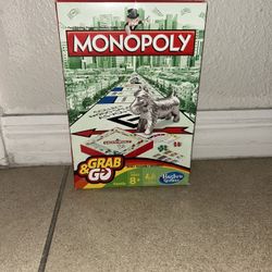 Monopoly Grab and Go 