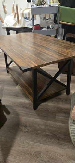 Coffee Table - Like New