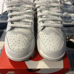 Nike Dunk Low Summits Sz 8.5 Vnds