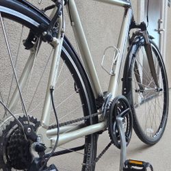 Trek 7100 HYBRID BICYCLE 