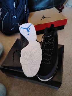 JORDANS RETRO NEW NEVER WORN IN BOX SIZE 12