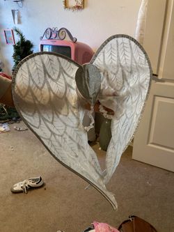 Kid wings