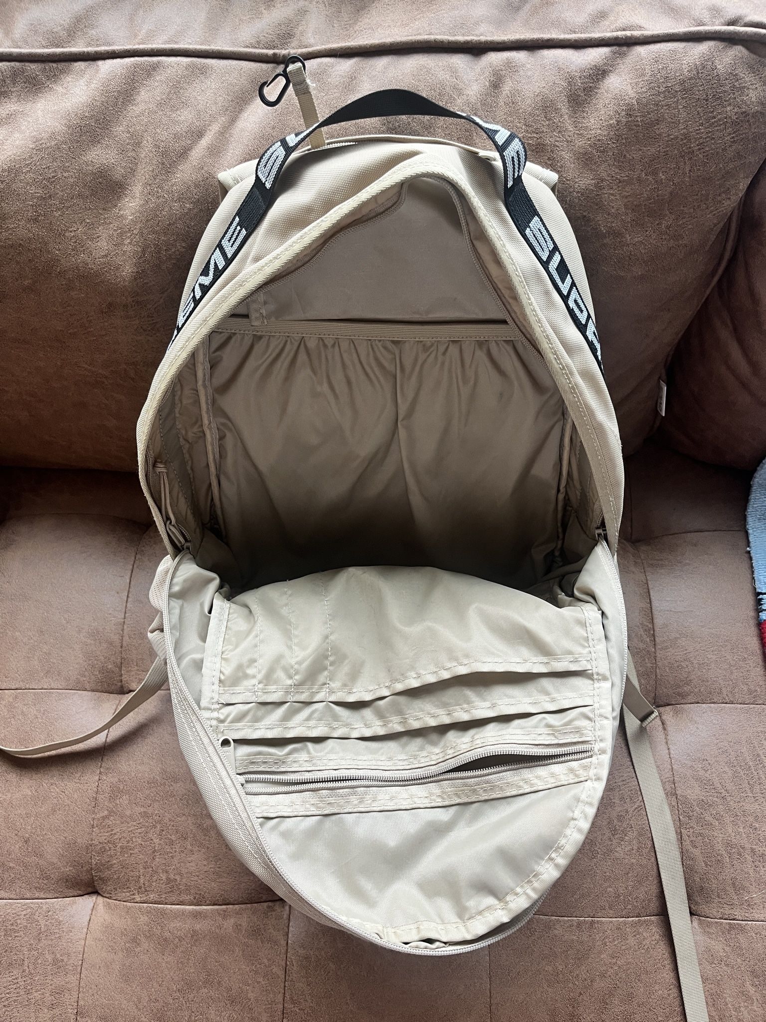 Supreme Duffle Bag (SS18) Tan for Sale in Huntington, NY - OfferUp