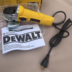 Dewalt small Angle Grinder DWE4011