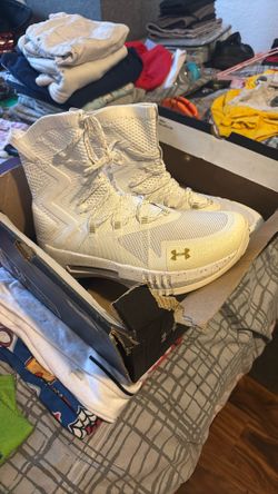 Brand NEW Underamour Shoes