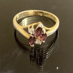 Vintage Red Garnet Ring https://offerup.com/redirect/?o=MThrLmdvbGQ= Plate With Diamond Accents Size 7