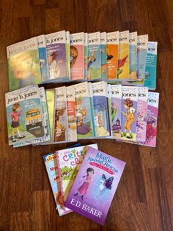Junie B Jones entire book set (28) plus book 1 of critter club and Magic Animal Rescue