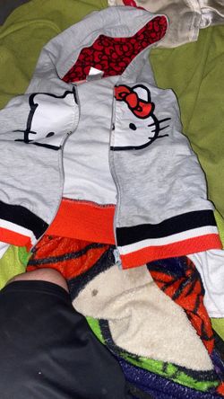 Hello kitty sweater