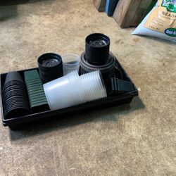 Plastic Pots, Saucers and Trays - Free