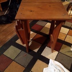 Small Wooden Desk/ Magazine Holder