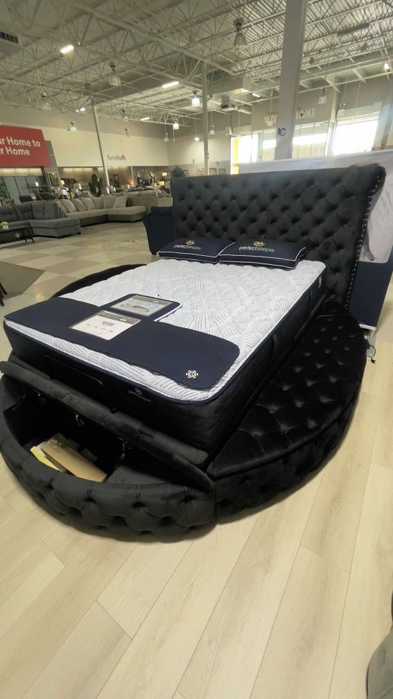 AP🎉 Queen Circle Storage Bed// Financing & Delivery