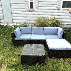 5 Piece Patio Set Barely Used