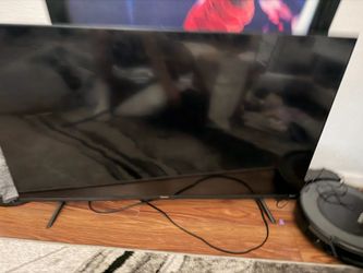 Hisense flat screen 32 in