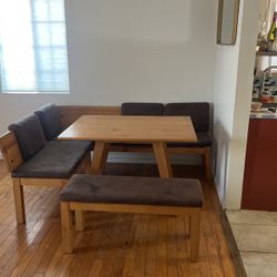 FREE Modern Minimal Breakfast Nook 