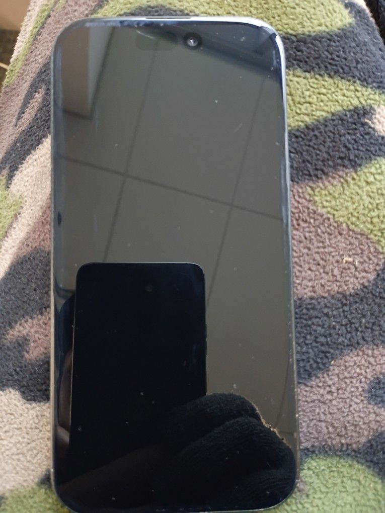 iPhone 15 Ic Locked For Parts