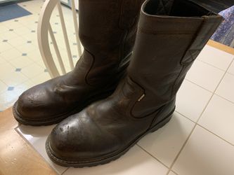 Men’s boots size 10