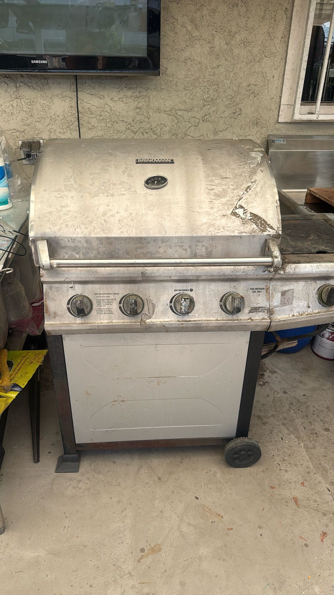 BRINKMANN STAINLESS STEEL 4 Burner Pro-pan Gas Grill