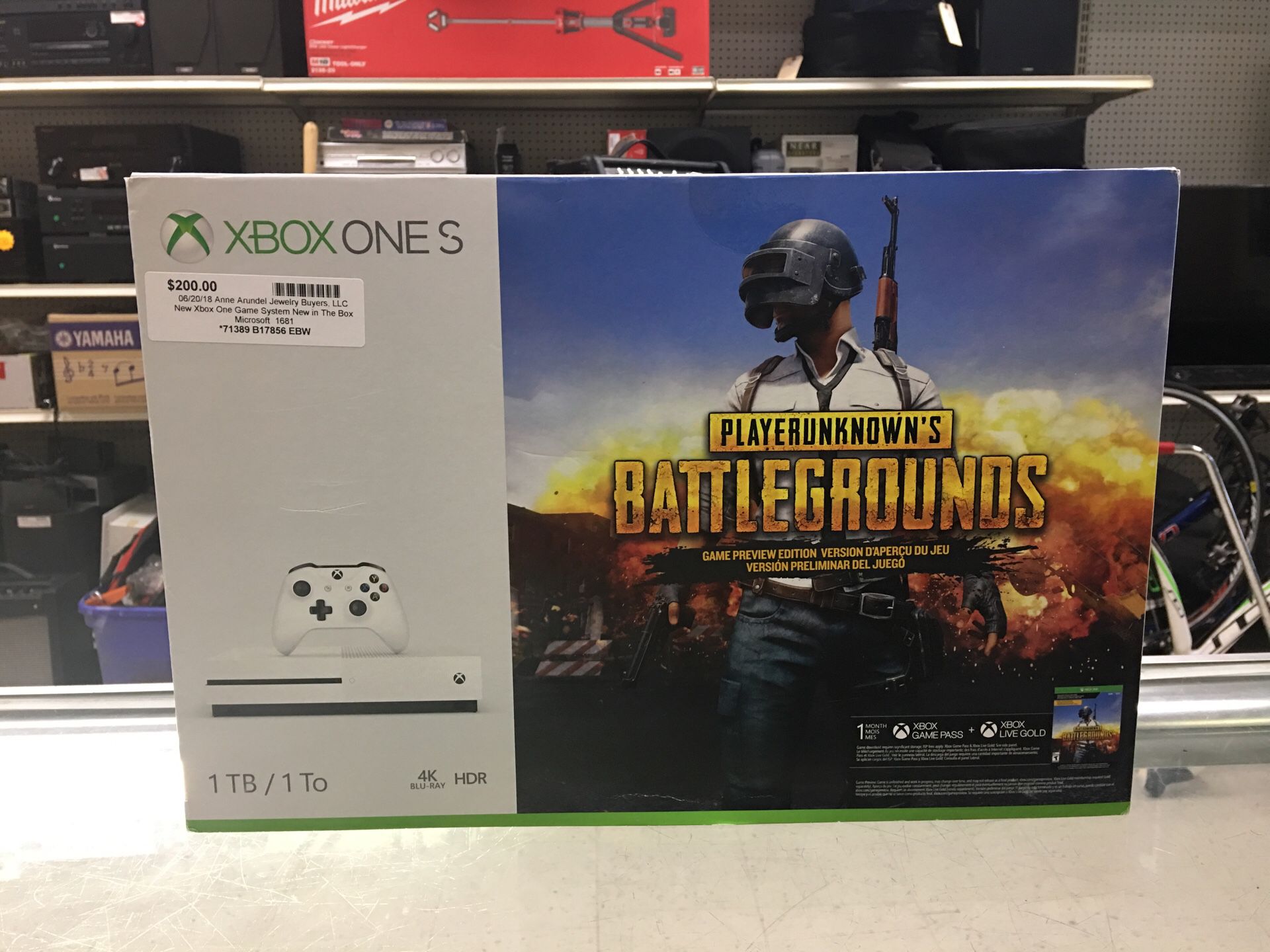 Xbox one s 1 tb new in box