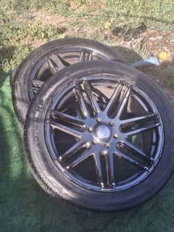 285/45R22 Tires