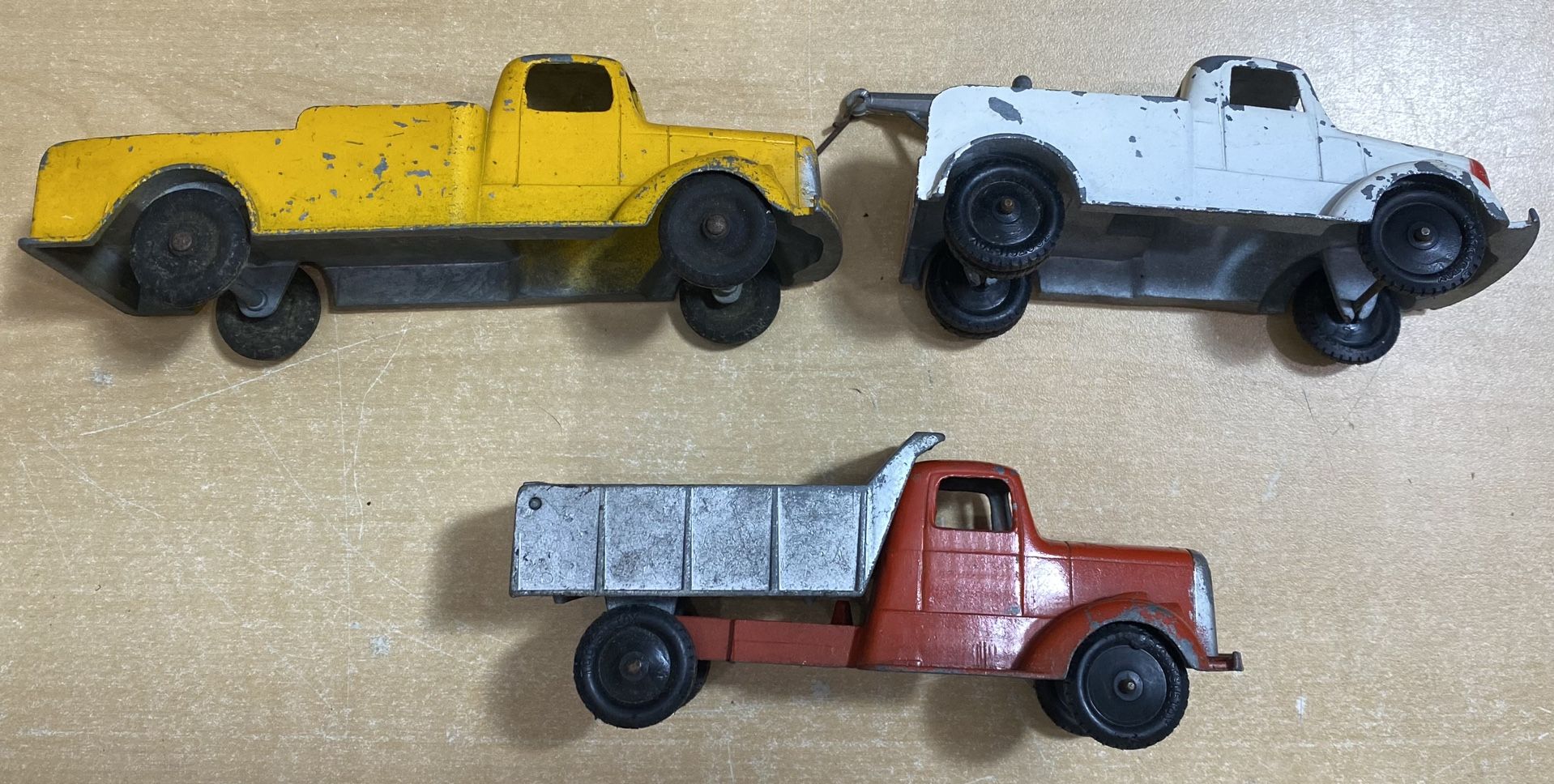 Vintage Lot of 3 Tootsie Metal Toy Trucks for Sale in Palos Hills, IL
