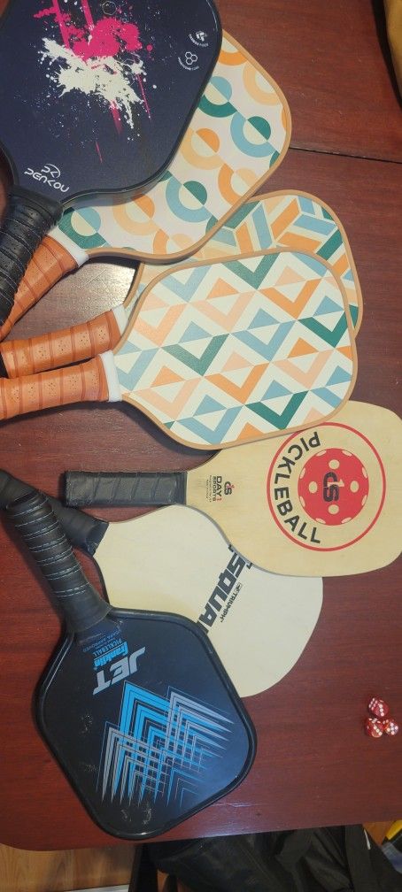 Pickleball Paddles