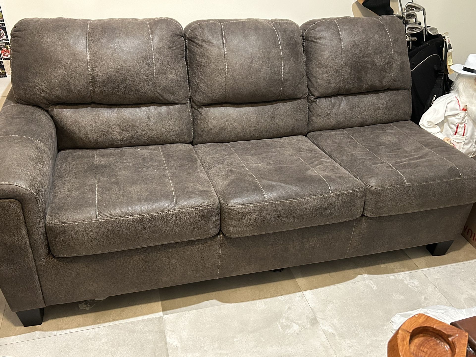 Sofa W Pull Out That Needs Repair