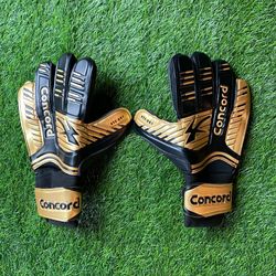 Concord Soccer Goalie Gloves Gold - Size 10