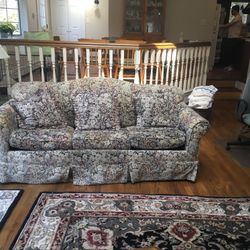 Sofa( Convertible) And love seat sofa