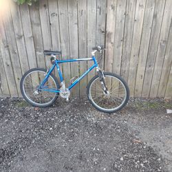 Specialized Hardrock 