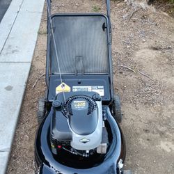 Yard Machines 21" Push Lawn Mower