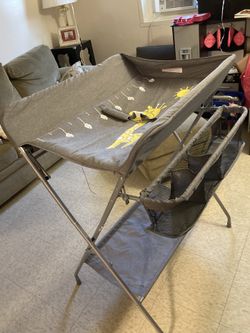 Foldable Baby Changing Station