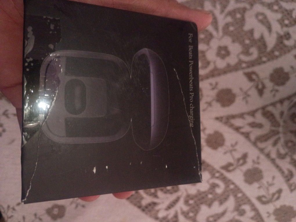Beats Pro Charging Case New In Box