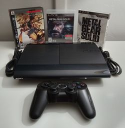 Sony Playstation 3 - Super Slim 500GB - Bundle