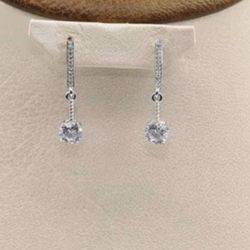 Beautiful Dangling Earrings European Brand High Quality 