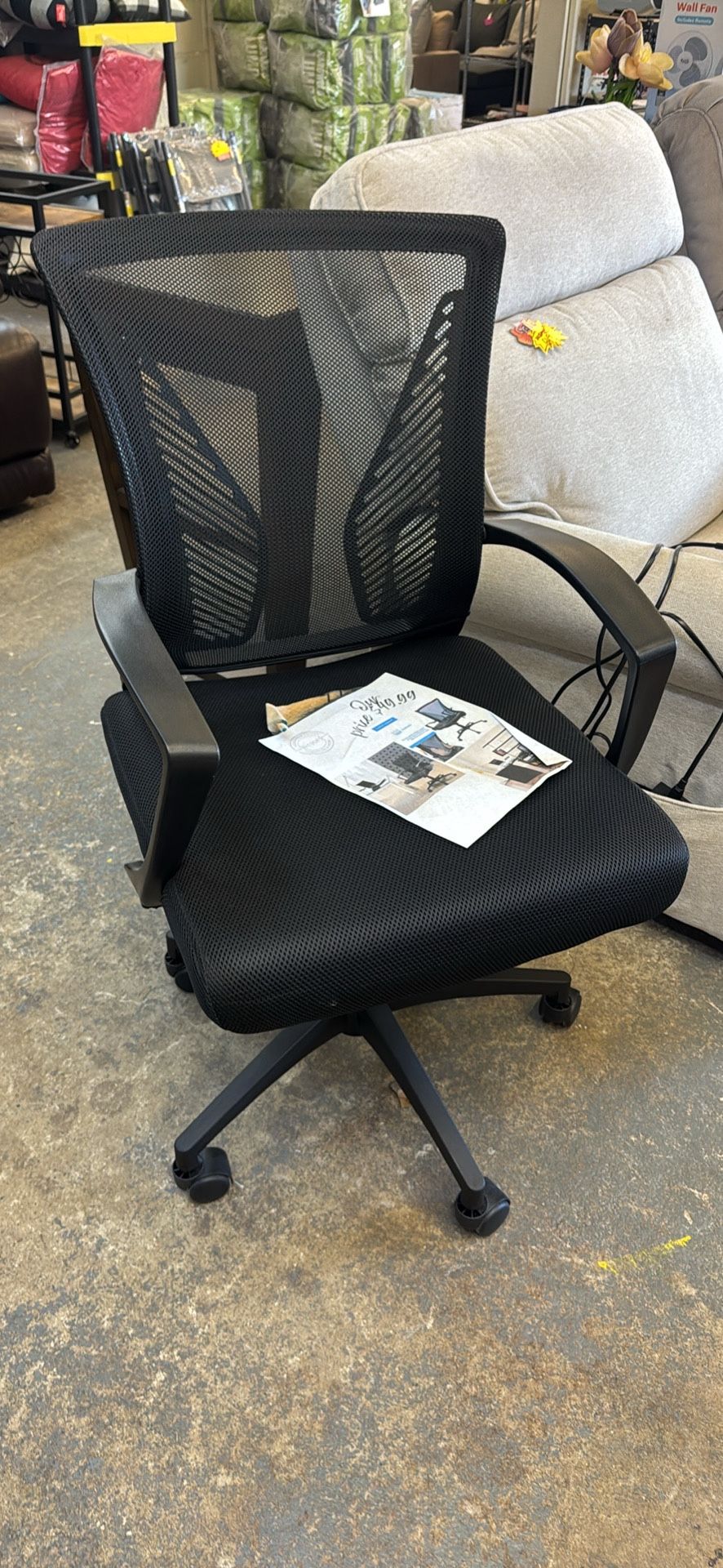 New Desk Chair