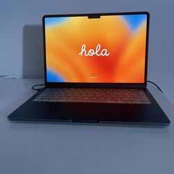 2022 MacBook Air 13.6” Laptop 
