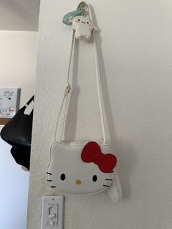 hello kitty handbag