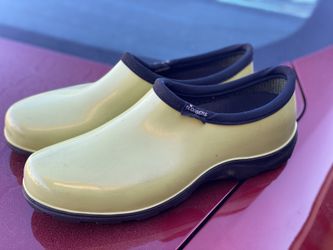 Sloggers women Size 10
