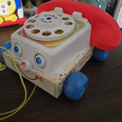 VINTAGE 1961 Fisher-Price #747 Chatter Phone Pull Toy