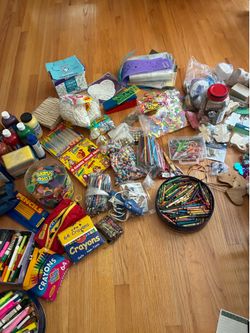 arts and crafts supplies