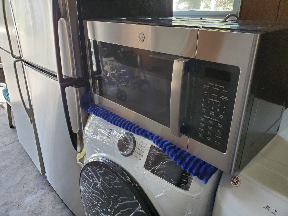 Microwave Over The Range Great Condition Warranty Ready To Deliver