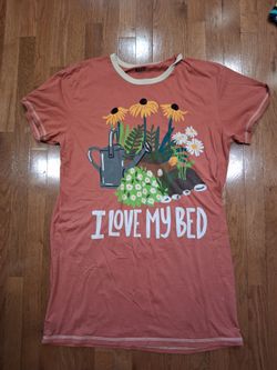 Women's sleepwear