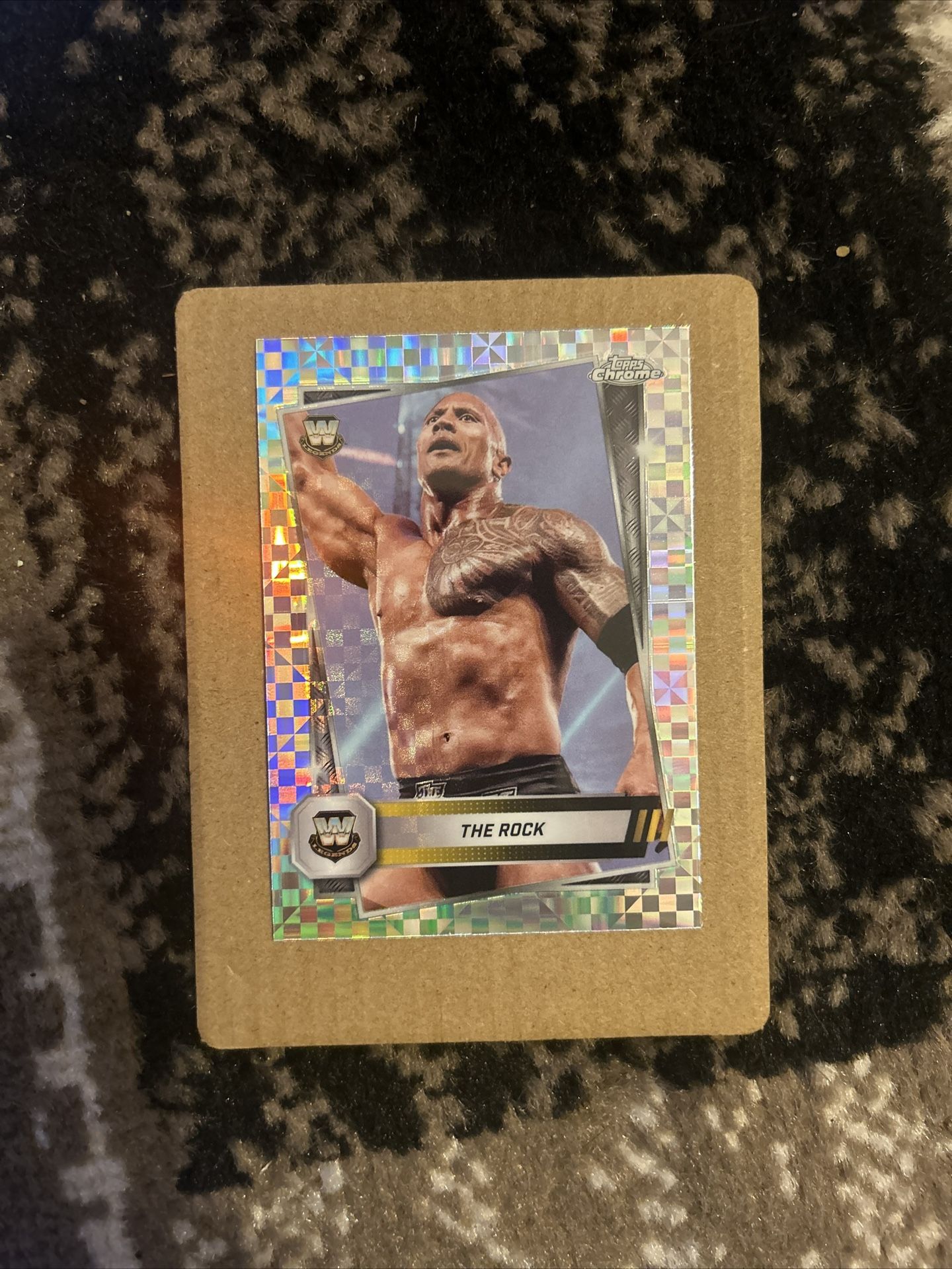2025 Topps Chrome WWE Prism Refractor #10 The Rock – Legend