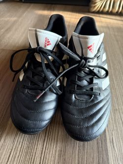 Adidas Soccer Cleats Size 8 1/2