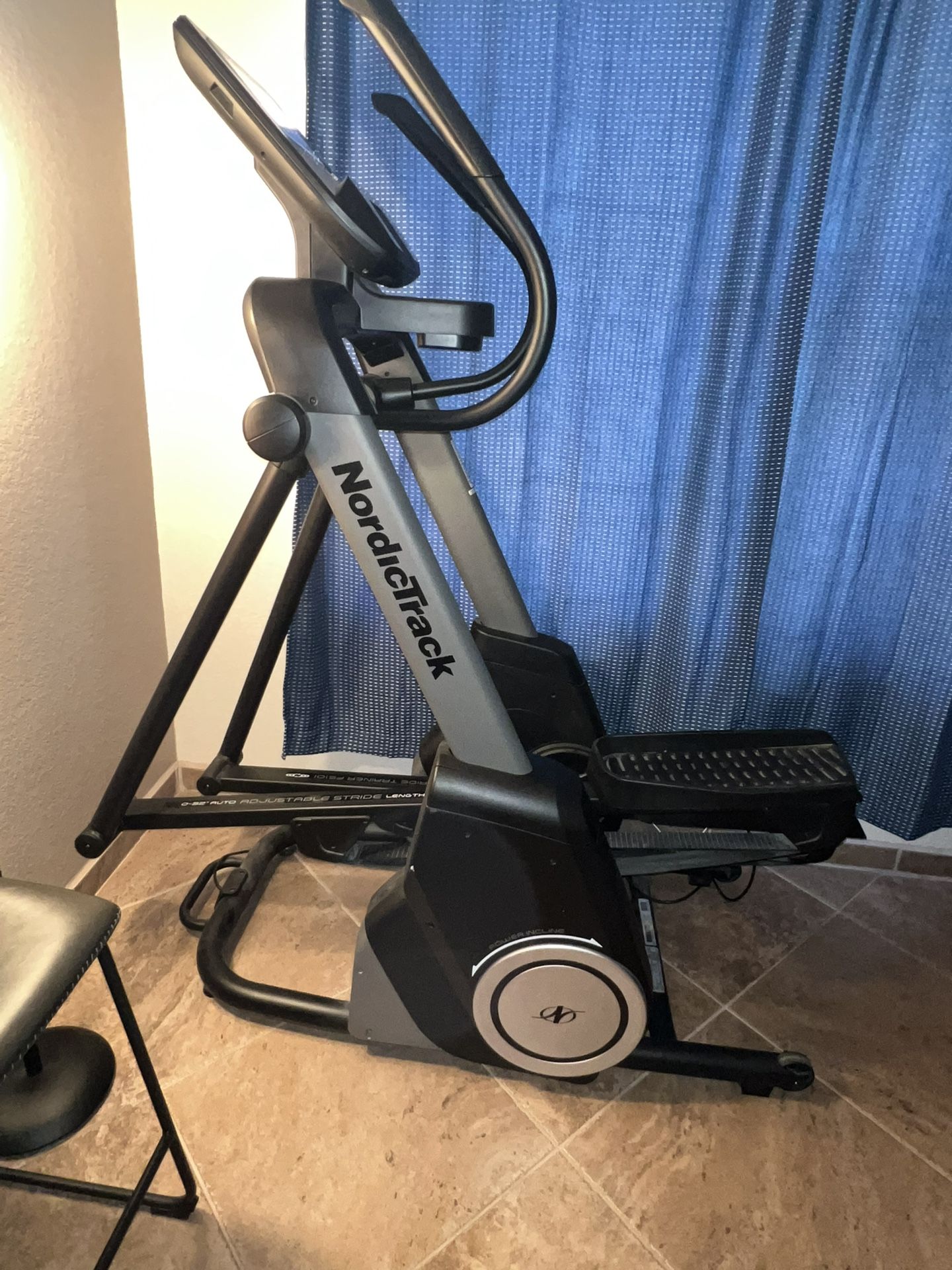 NordicTrack FreeStride FS10i Elliptical, Stepper and Treadmill **Ultra low lifetime miles at only 30.58 miles and total hours used is 7 hrs**